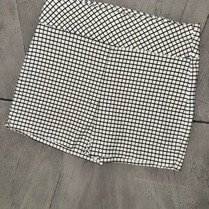 Jules & Leopold Monochrome Plaid Shorts